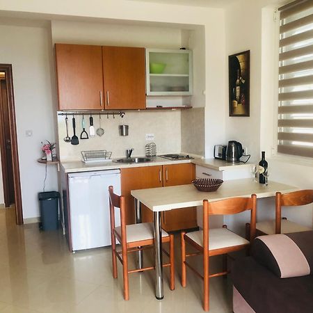 Petrovac Bay View Apartments מראה חיצוני תמונה