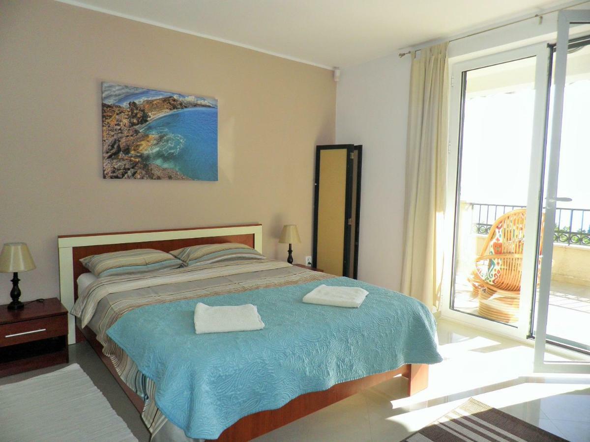 Petrovac Bay View Apartments מראה חיצוני תמונה